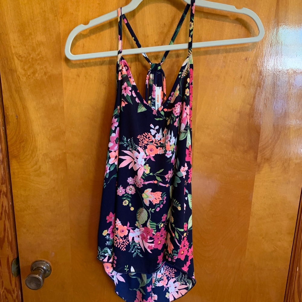 Floral tank
